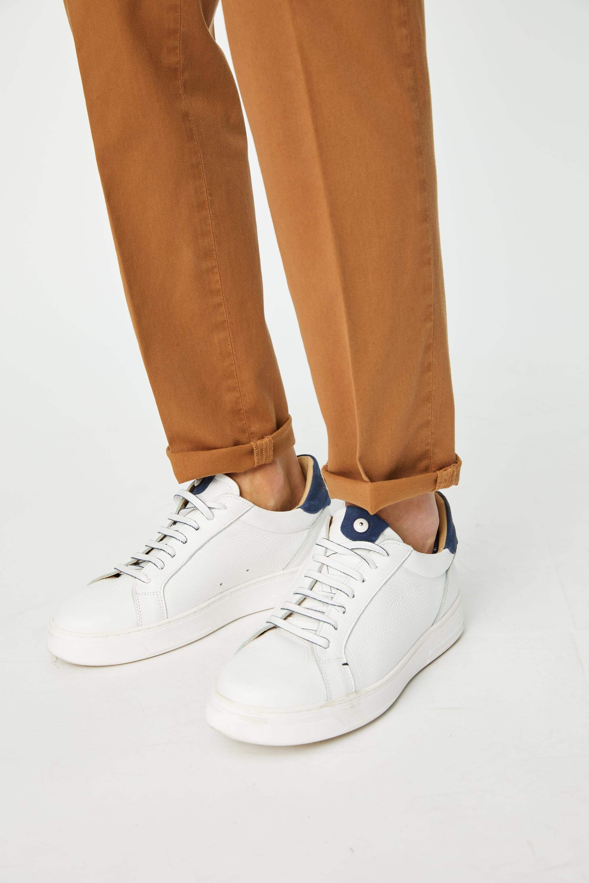 Garment-dyed ELTON pants in camel