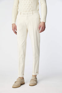 Garment-dyed rod pants in white white