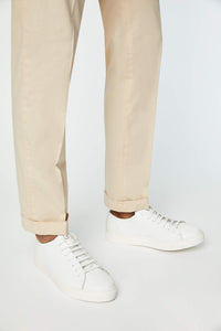 Garment-dyed phil pants in white beige