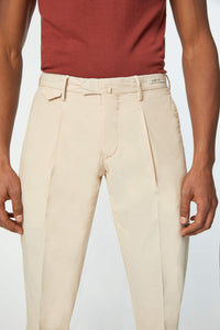 Garment-dyed phil pants in white beige