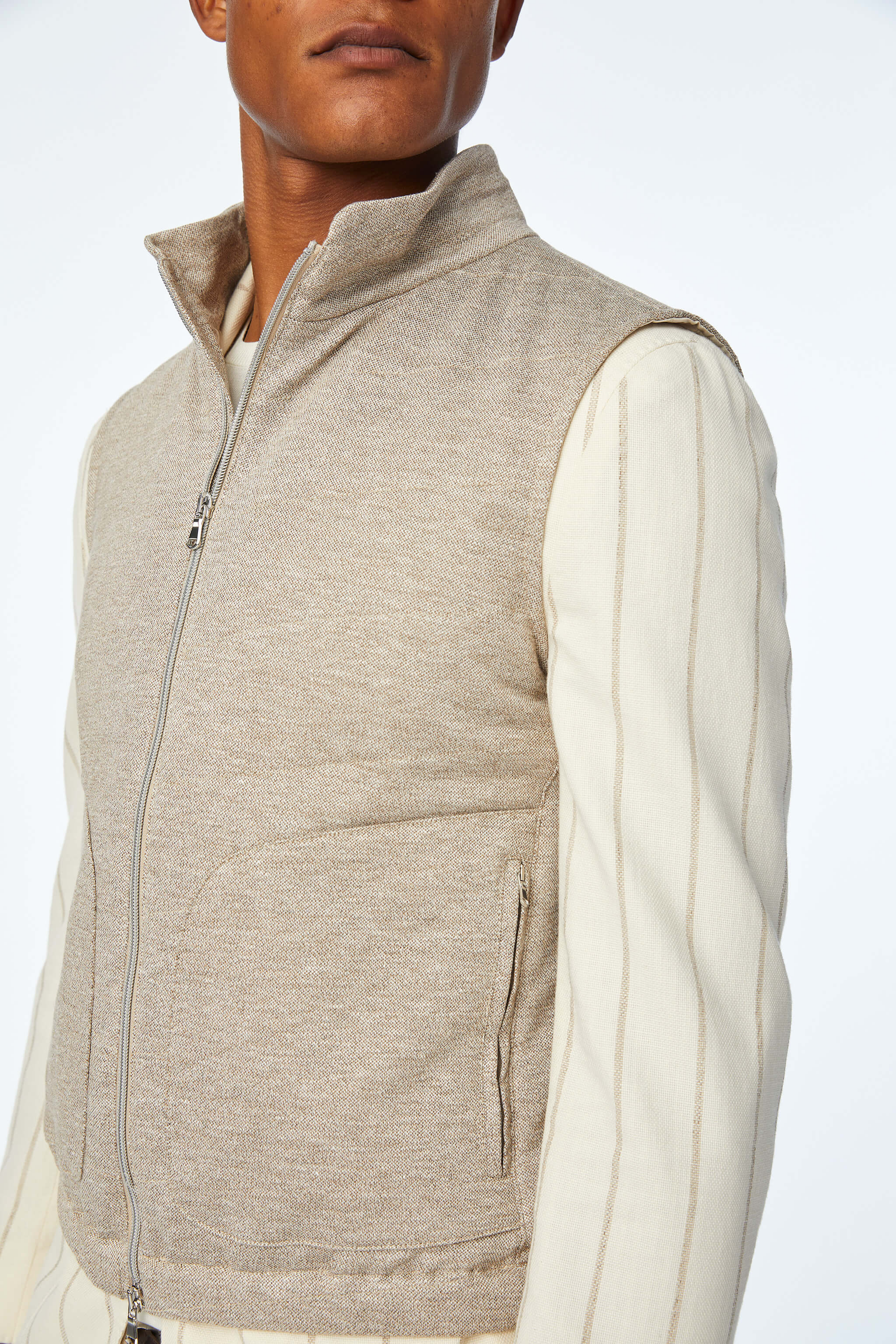 Padded jersey vest in Beige