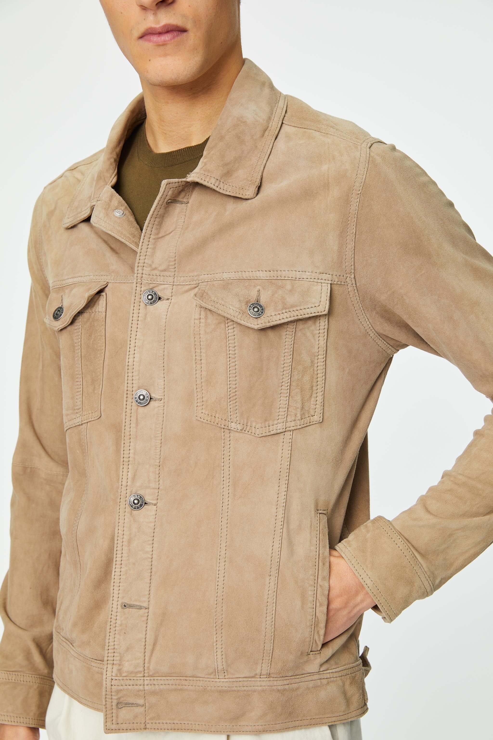 Leather jacket in beige